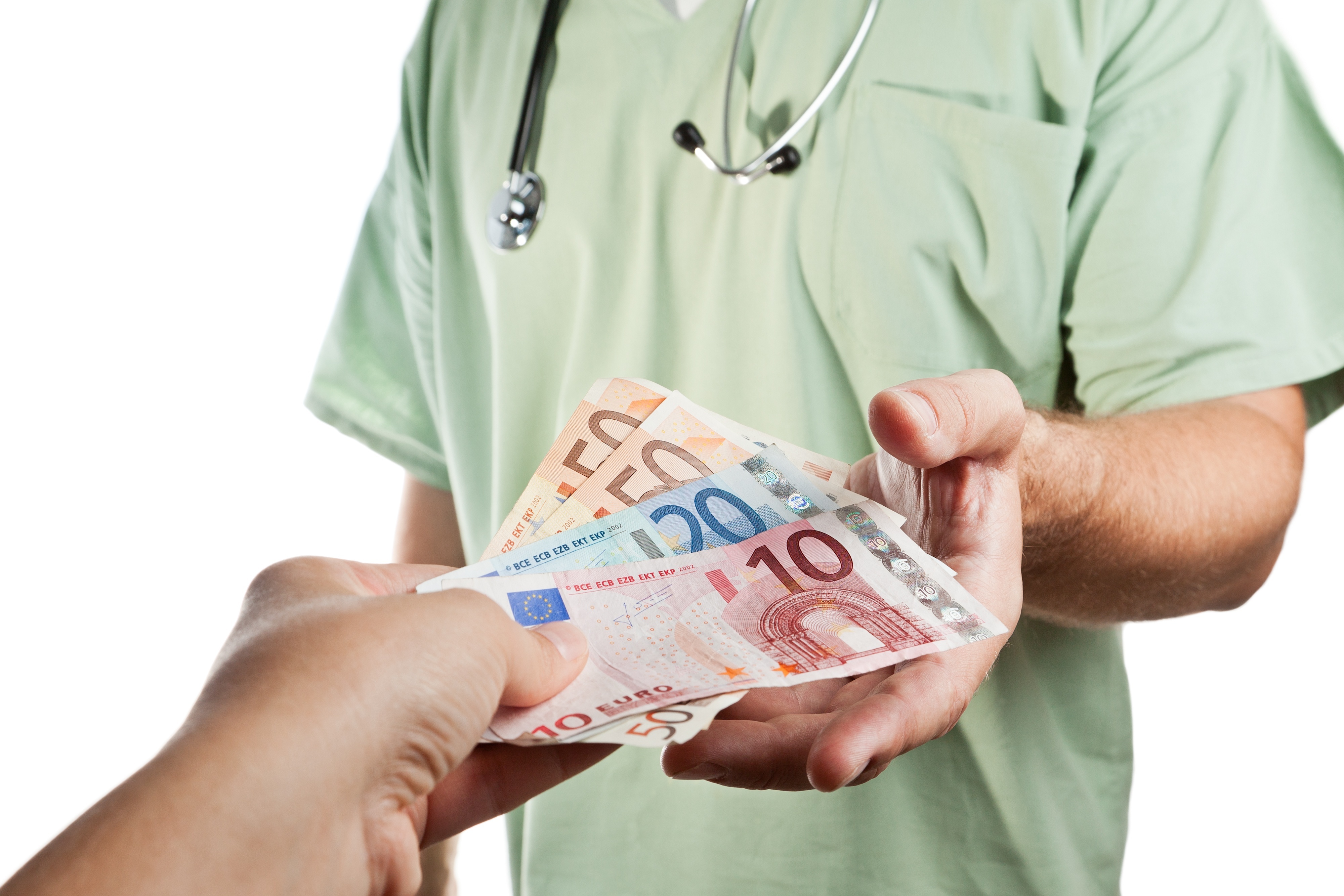 Sanitario coge dinero
